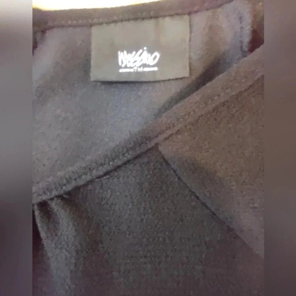 Mossimo black crew neck shift dress, drape sleeves - Picture 3 of 7